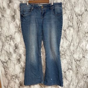 Vtg 90's Y2K SO Juniors Distressed Medium Wash Flare Denim Jeans